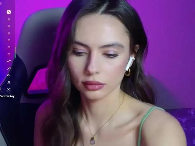 Allla on BongaCams