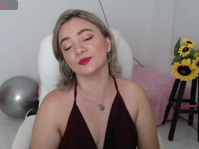 ana-milf on BongaCams 