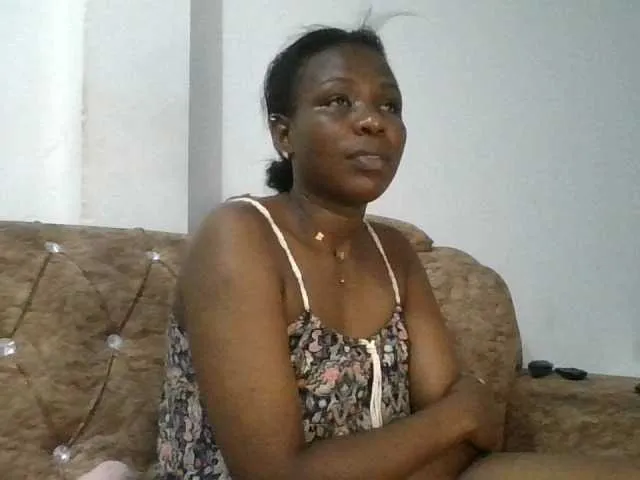 Bostergirlhorney on BongaCams