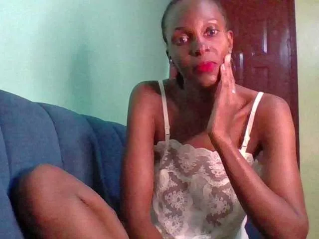 cheriechantel16 on BongaCams