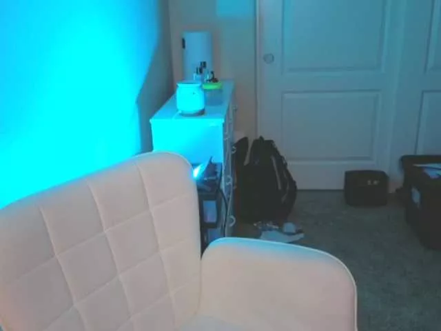 Kimmiakiss22 on BongaCams 