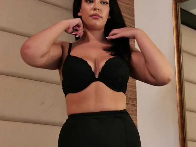 LaraMoonX on BongaCams 