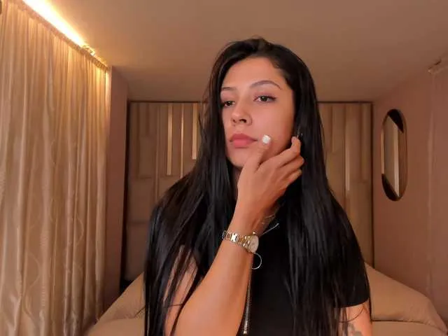 LelaWest on BongaCams 