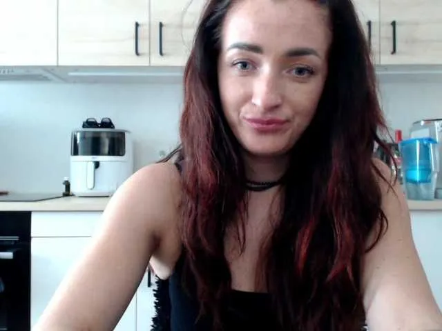 LorennePlay — I love flirty conversations, dressing up in cute outfits, and exploring new fantasies. Late-night chats, a little spoiling, and keeping things exciting always make me smile!