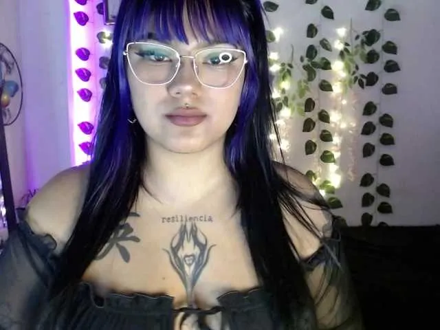 LUNA-BLAZE12 on BongaCams