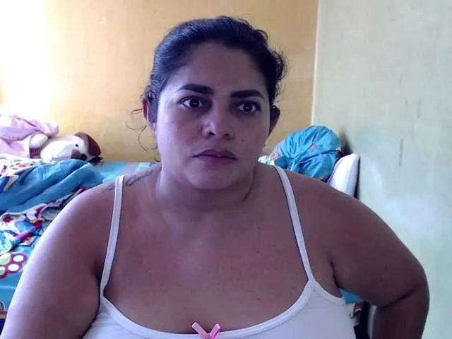 mia-naughty on BongaCams