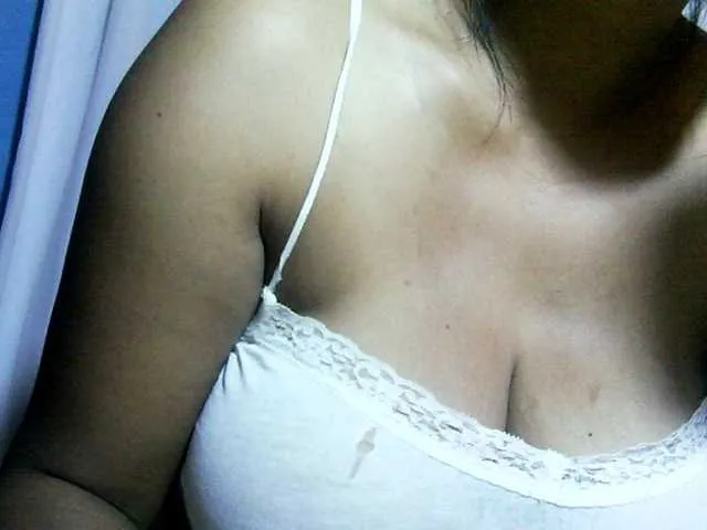 MIRANDAW on BongaCams
