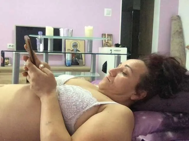 paula19801 on BongaCams