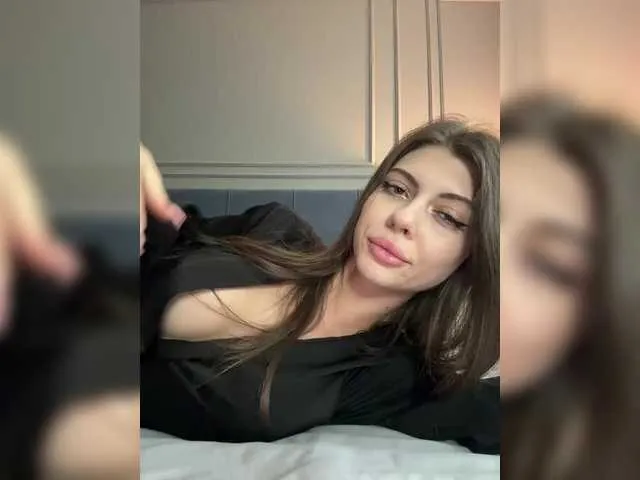 RoxyDoll — Crazy ideas, big dicks, dirty talk