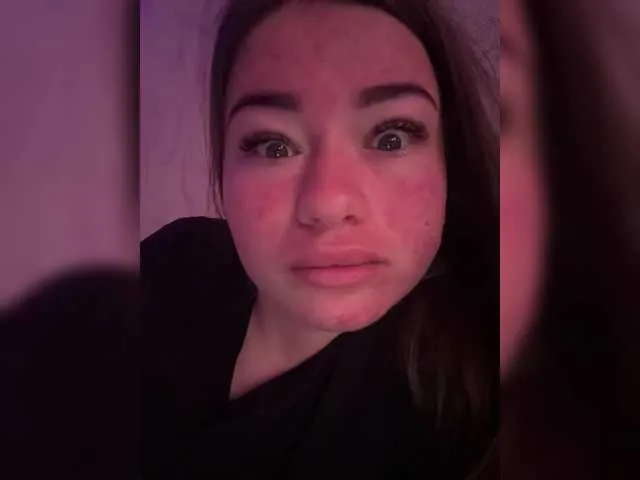 ViollaSweetA on BongaCams
