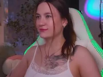 _nemalkovamia on Chaturbate