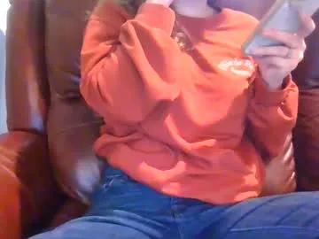 alliebearx on Chaturbate