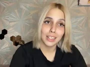 alonatempler — Goal:(  Slap Ass)Hello guys ^my name is  Lisa  Welcome to my room ^ #new  #shy #natural #18 #bigboobs [18 tokens remaining]