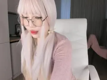 angelina_key — GOAL: ocean of squirt [724 tokens remaining] Welcome to my room! #asian #blonde #squirt #lovense #new #blow job #ride a dildo