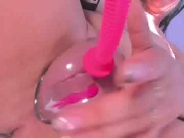 aniiieee_x on Chaturbate