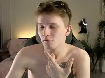 artycropp — im back! CUM WITH ME #uncut #cumshot #tattoo #skinny [1510 tokens remaining]