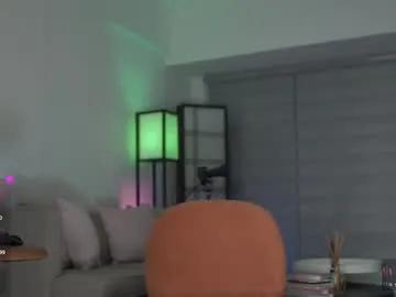 belle_adrienne on Chaturbate