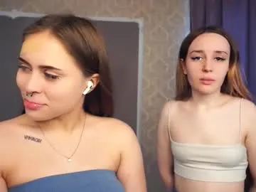 bridgetbeldon — GOAL -Tongue sliding across the soft lips of my princess. #new #18 #squirt #bigboobs #lesbian [33 tokens remaining]
