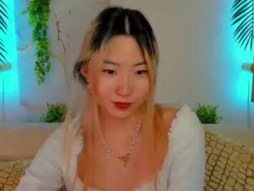 bridgetbottrel — GOAL: blowjob [55 tokens remaining] Welcome to my room! #feet #skinny #asian #teen #18