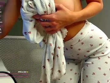 college_girl_ on Chaturbate