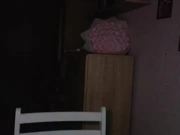 crystallkris on Chaturbate