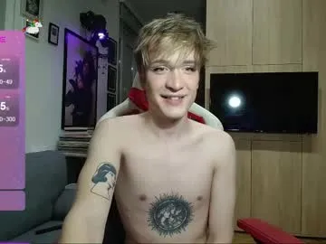 crystalvalentina — GOAL: cumshow [1807 tokens remaining] Welcome To My Room Crystal Goals