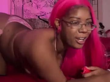 cy6er5lutt on Chaturbate