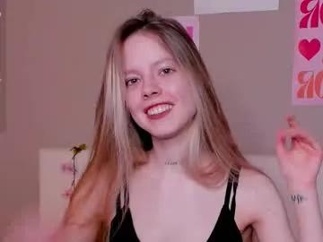 denaebeste on Chaturbate