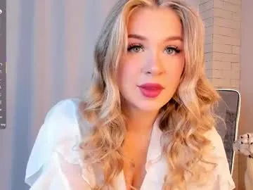 diannedibartolo — Goal : Stay in just your bra I was waiting for you from work, how are you? #bbw #new #smalltits #blonde #18 [104 tokens remaining]