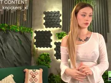 ella_knockers_xl — hi boys! let's start my hot show [11 tokens remaining]