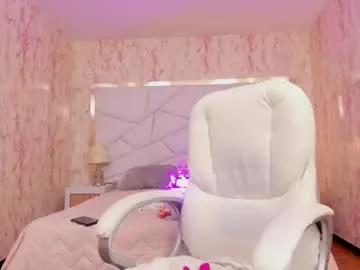 emilywhinfre on Chaturbate