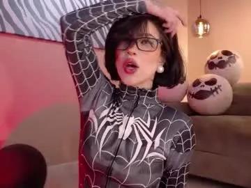 hannah_borbon_ — Fuck my boobs [48 tokens left] I am very naughty and I just want pleasure #bigboobs #smoke #saliva #blowjob #deepthroat