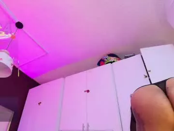 inndrahot on Chaturbate 