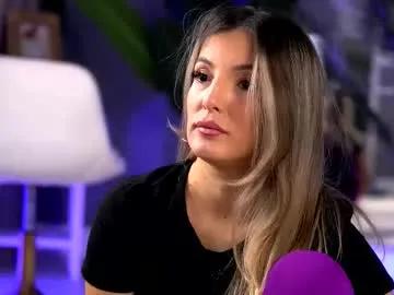 kellymathews on Chaturbate 