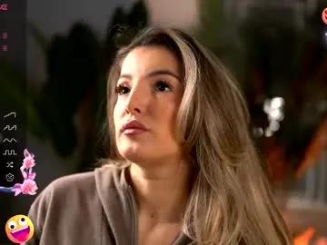 kellymathews on Chaturbate 