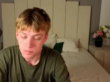 louie_evans — GOAL: for a good mood [871 tokens remaining] aquadisco #new #twink #18 #young #feet