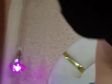 luucy_jonnes — control fuckmachine x3 minutes [142 tokens left] #latina #squirt #anal #ebony #slim #18