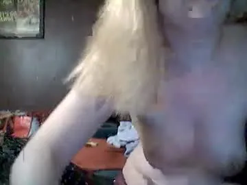 makaylabadassbitch — #smoking #findom #sexy #masturbation #snap