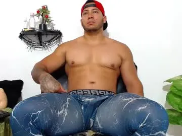 martin_fiit — cum show #daddy #bigass #feet #muscle #gay [1199 tokens remaining]