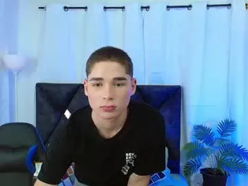 matiii18 — #new !Goal: Cumshow o Cum pvt 299  #young #18 #teen #bigcock [257 tokens remaining]