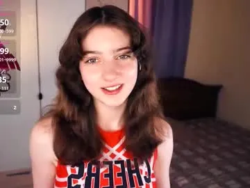 mayellers — GOAL: squeeze my tits under top [22 tokens remaining] Welcome to my room, im Keeley, help me get 600 likes :3 #new #shy #teen #18 #cute