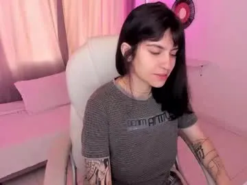 mileyberry — Current Goal: fuck tits at 90 tokens -- Welcome baby #18 #blowjob #torso  #bigboobs #handjob