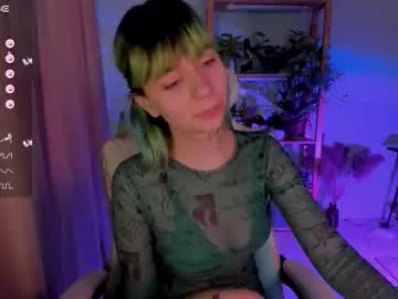 mylaweb — GOAL: I love you [670 tokens remaining] Welcome to the swamp, buddy :shrek-kiss  #nonude #shy #cute #goth #daddysgirl