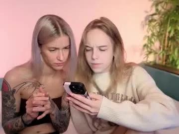 Private nanami_v02 on Chaturbate