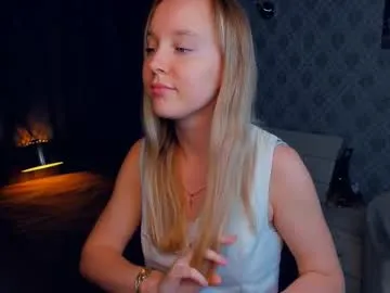 nicolavanderbie — Your little angel here! GOAL - massage my boobies under top <3 #new #shy #18 #teen #skinny [0 tokens remaining]