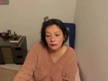 nuit_rose on Chaturbate