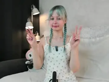 peek_in_my_window — GOAL: a place in my heart [90 tokens remaining] Surprise me and I will surprise you PvT openEveryone who gives 25tks give a gift a minute of control my toy #18 #teen #cute #shy #skinny