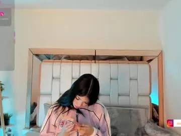 rosannaking on Chaturbate