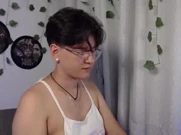 sophie_ross1 on Chaturbate