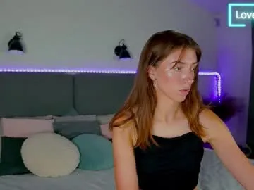 sweet__vikki — Sweet__vikki's room #new #firstday #young #daddy #tipifyoulike